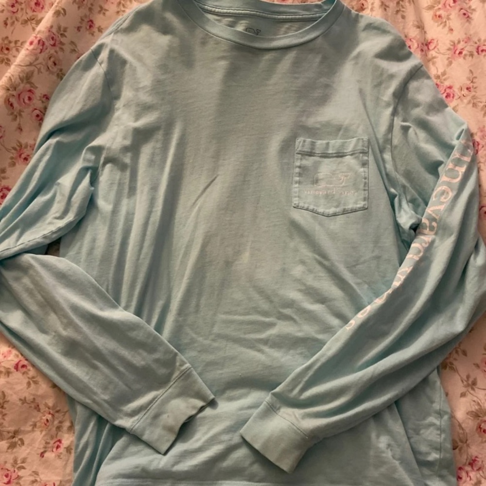 Vineyard vines shirt